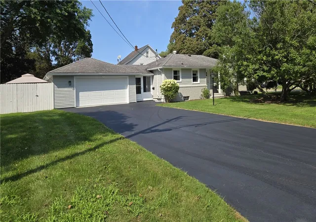 Photo 1 of Sale Pending at 10 Mandy Ln, Rochester, NY 14625 | MLS# R1706425 | Listing updated on 2026-08-20