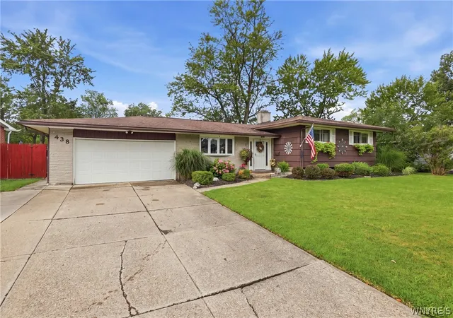 Photo 1 of Sale Pending at 438 Brookwood Dr, Hamburg, NY 14075 | MLS# B1706807 | Listing updated on 2026-08-20