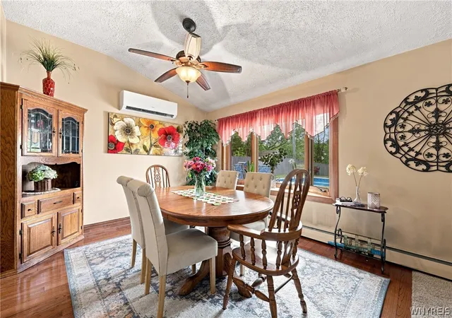 Photo 4 of Sale Pending at 438 Brookwood Dr, Hamburg, NY 14075 | MLS# B1706807 | Listing updated on 2026-08-20