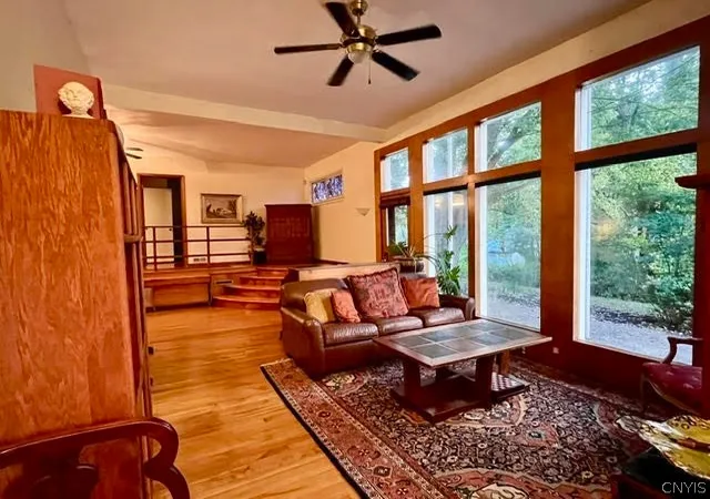 Photo 3 of Sale Pending at 26 Richlee Dr, Camillus, NY 13031 | MLS# S1706789 | Listing updated on 2026-08-18