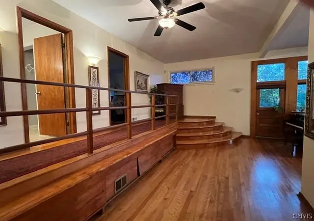 Photo 3 of Sale Pending at 26 Richlee Dr, Camillus, NY 13031 | MLS# S1706789 | Listing updated on 2026-08-18