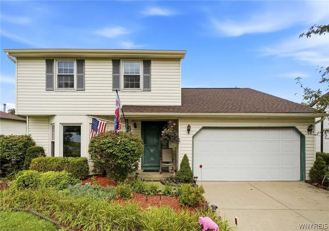 Photo 1 of Sale Pending at 5976 Margaret Ann Dr, Lake View, NY 14085 | MLS# B1706707 | Listing updated on 2026-09-11