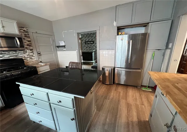 Listing Photo 5 - Condo for sale in building located at 299 Minnesota Ave, Buffalo, NY 14215