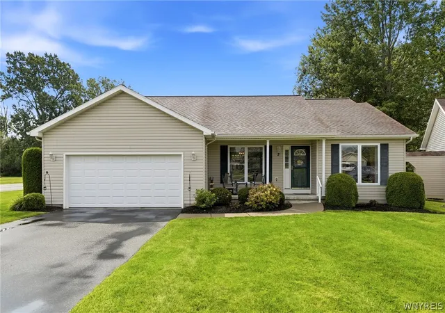 Photo 2 of Sale Pending at 2 Alexander Pkwy, North Tonawanda, NY 14120 | MLS# B1706658 | Listing updated on 2026-08-18