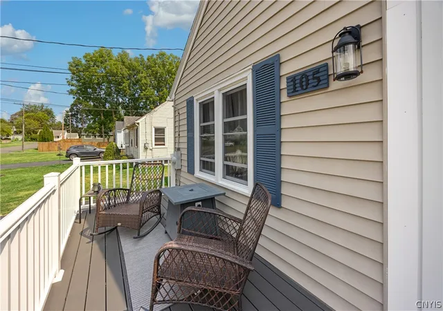 Photo 3 of Sale Pending at 105 Keith Dr, Syracuse, NY 13212 | MLS# S1706670 | Listing updated on 2026-08-16