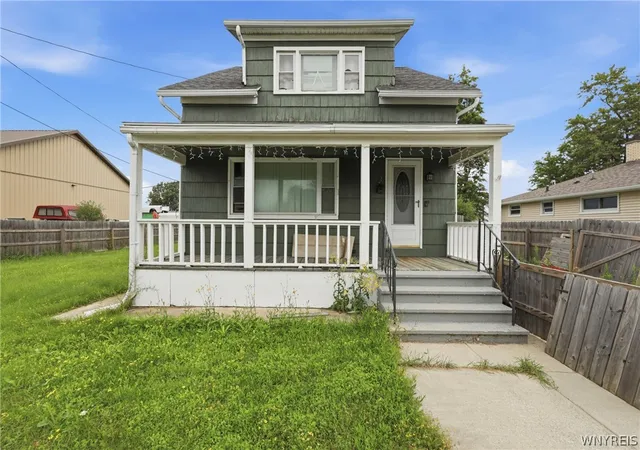 Photo 1 of Single family home for sale at 120 Dupont Ave, Tonawanda, NY 14150 | MLS# B1706835 | Listing updated on 2026-09-11