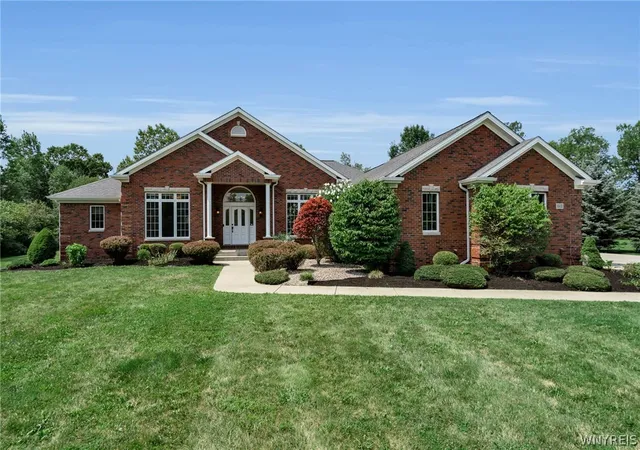 Photo 1 of Sale Pending at 8600 Northfield Rd, Clarence Center, NY 14032 | MLS# B1706470 | Listing updated on 2026-08-29
