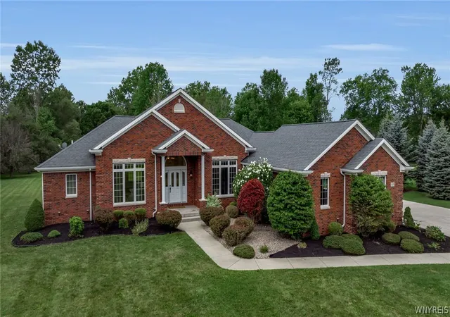 Photo 2 of Sale Pending at 8600 Northfield Rd, Clarence Center, NY 14032 | MLS# B1706470 | Listing updated on 2026-08-29