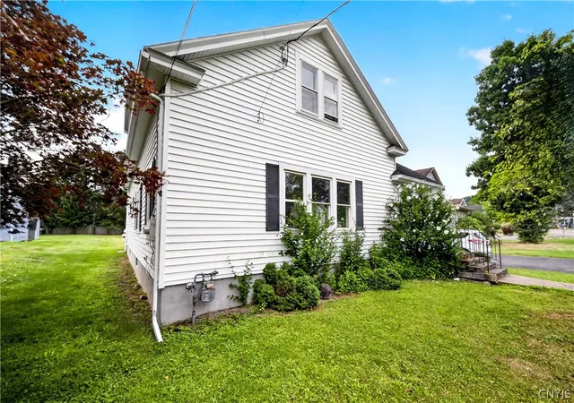 Photo 2 of Sale Pending at 4304 Fay Rd, Syracuse, NY 13219 | MLS# S1706090 | Listing updated on 2026-09-08