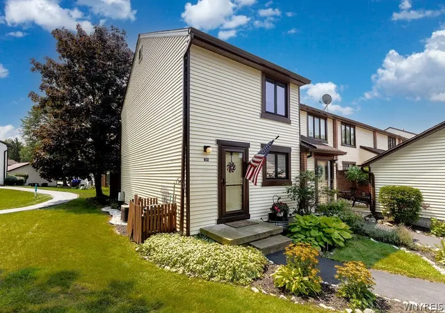 Photo 2 of Condo for sale at 301 Charlesgate Cir, East Amherst, NY 14051 | MLS# B1704428 | Listing updated on 2026-08-13