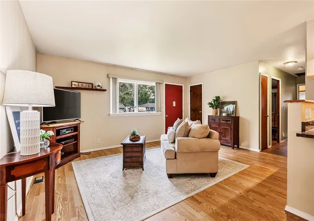 Photo 2 of Sale Pending at 22 Alpine Way, Victor, NY 14564 | MLS# R1705339 | Listing updated on 2026-08-20
