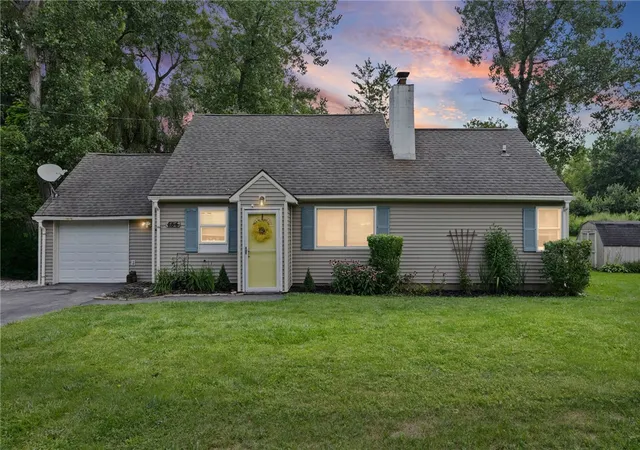 Photo 2 of Single family home for sale at 466 Washington St, Spencerport, NY 14559 | MLS# R1706129 | Listing updated on 2026-09-03