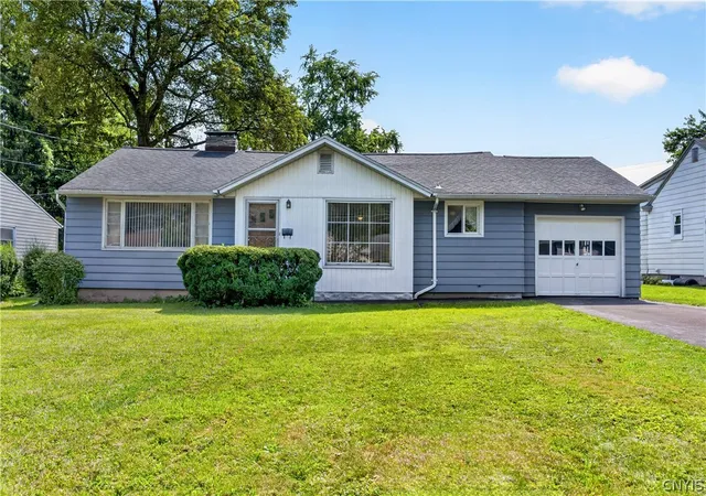 Photo 1 of Sale Pending at 14 Pickwick Rd, Syracuse, NY 13214 | MLS# S1706827 | Listing updated on 2026-09-09