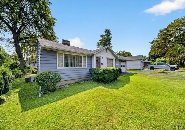 Photo 2 of Sale Pending at 14 Pickwick Rd, Syracuse, NY 13214 | MLS# S1706827 | Listing updated on 2026-09-09