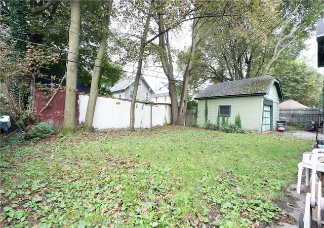Photo 4 of Sale Pending at 723 Parsells Ave #725, Rochester, NY 14609 | MLS# R1705628 | Listing updated on 2026-09-03