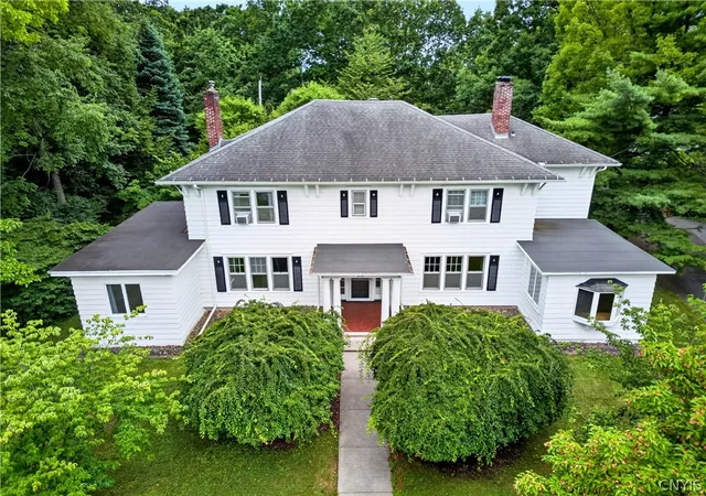 Single family home for sale at 318 Berkeley Dr, Syracuse, NY 13210 | MLS# S1694461