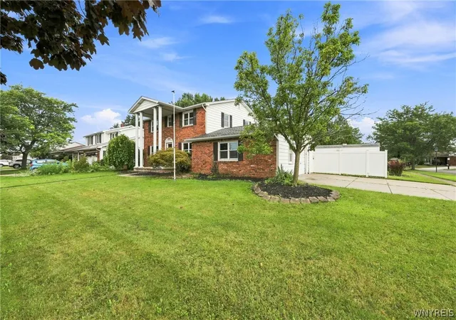 Photo 3 of Sale Pending at 102 Lou Dr, Depew, NY 14043 | MLS# B1706401 | Listing updated on 2026-08-29