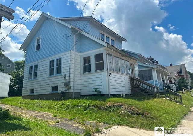 Photo 2 of Single family home for sale at 14 Myers Ave, Jamestown, NY 14701 | MLS# R1705215 | Listing updated on 2026-08-13