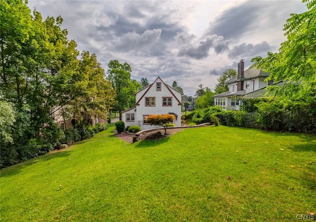 Photo 3 of Sale Pending at 256 Shotwell Park, Syracuse, NY 13206 | MLS# S1706202 | Listing updated on 2026-08-27