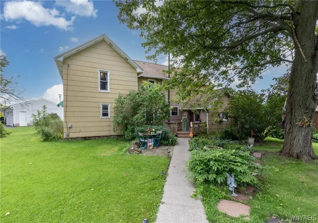 Photo 3 of Sale Pending at 6489 Errick Rd, North Tonawanda, NY 14120 | MLS# B1706146 | Listing updated on 2026-09-10