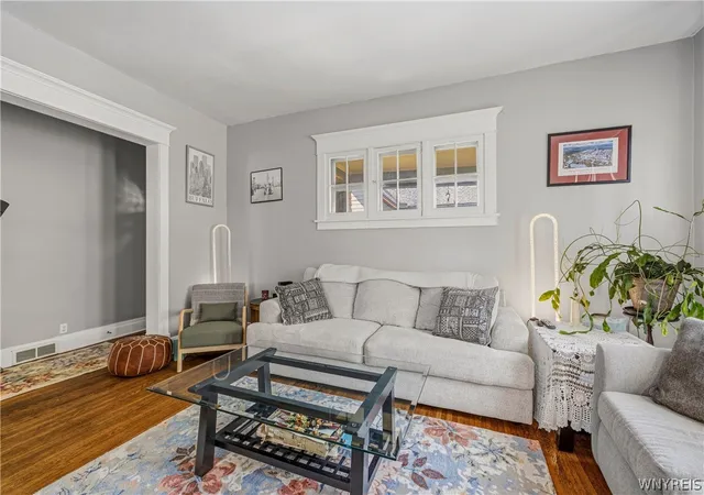 Listing Photo 5 - Condo for sale in building located at 180 Richmond Ave, Buffalo, NY 14222