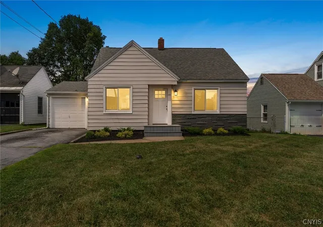 Photo 1 of Sale Pending at 635 Delmar Pl, Syracuse, NY 13208 | MLS# S1706792 | Listing updated on 2026-08-17