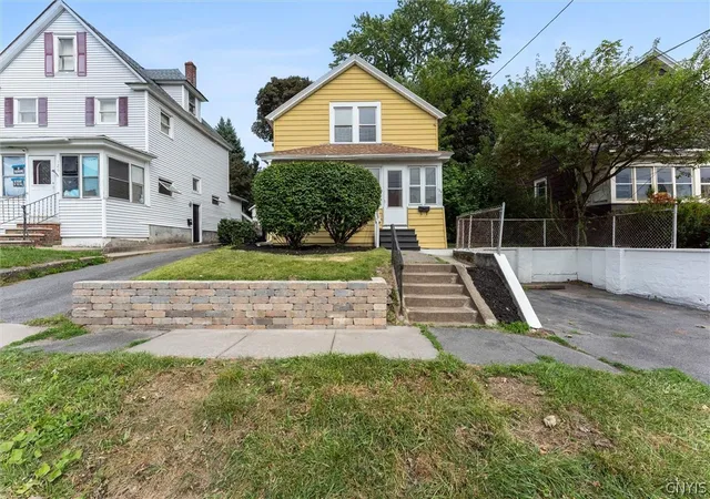 Photo 2 of Sale Pending at 124 Worden Ave, Syracuse, NY 13208 | MLS# S1706793 | Listing updated on 2026-08-23