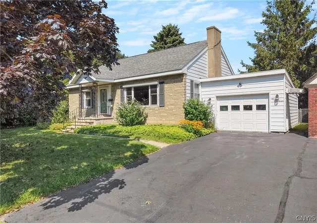 Photo 1 of Single family home for sale at 77 W 7th Street, Oswego, NY 13126 | MLS# S1706831 | Listing updated on 2026-09-06