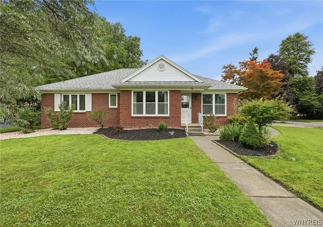 Photo 1 of Single family home for sale at 138 Woodshire N, Getzville, NY 14068 | MLS# B1705741 | Listing updated on 2026-09-02