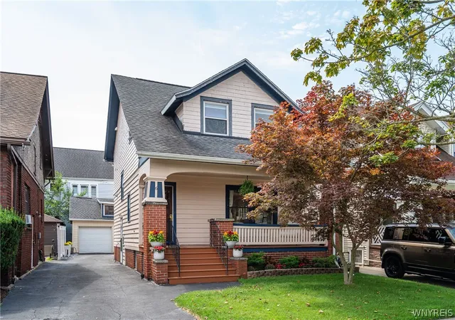 Photo 1 of Sale Pending at 6 Colton Dr, Buffalo, NY 14216 | MLS# B1707002 | Listing updated on 2026-09-02