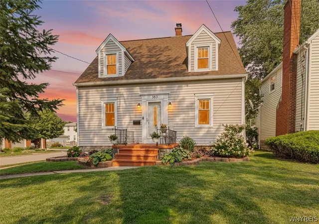 Photo 1 of Sale Pending at 383 Springville Ave, Buffalo, NY 14226 | MLS# B1706030 | Listing updated on 2026-09-14