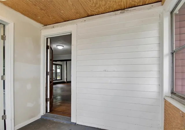 Photo 3 of Sale Pending at 6021 Whitings Corners Rd, Newark, NY 14513 | MLS# R1701008 | Listing updated on 2026-09-05