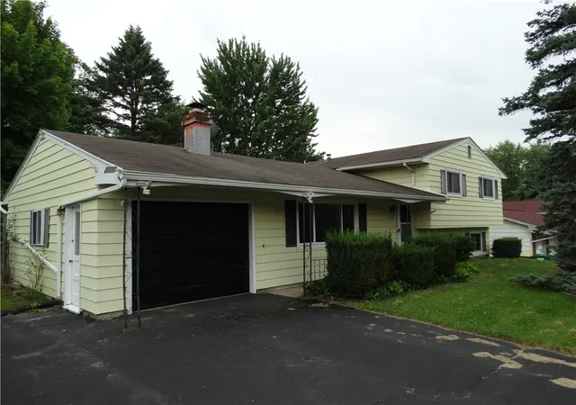 Photo 1 of Sale Pending at 1315 Lehigh Sta Rd, Henrietta, NY 14467 | MLS# R1707072 | Listing updated on 2026-08-21