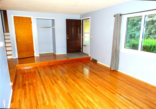 Photo 3 of Sale Pending at 1315 Lehigh Sta Rd, Henrietta, NY 14467 | MLS# R1707072 | Listing updated on 2026-08-21