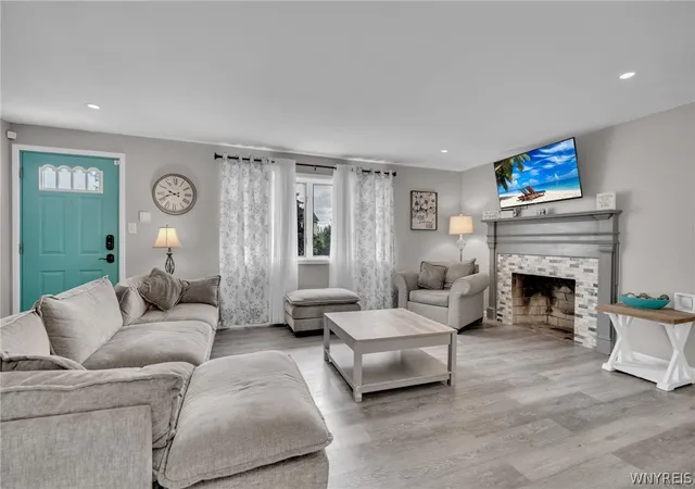 Photo 3 of Single family home for sale at 6653 Liebler Rd, Boston, NY 14025 | MLS# B1705905 | Listing updated on 2026-09-14