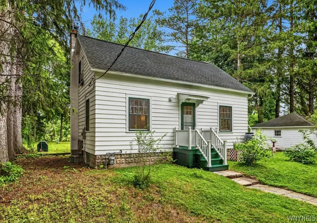 Photo 1 of Sale Pending at 4218 Tonawanda Crk Rd, East Amherst, NY 14051 | MLS# B1706714 | Listing updated on 2026-08-17