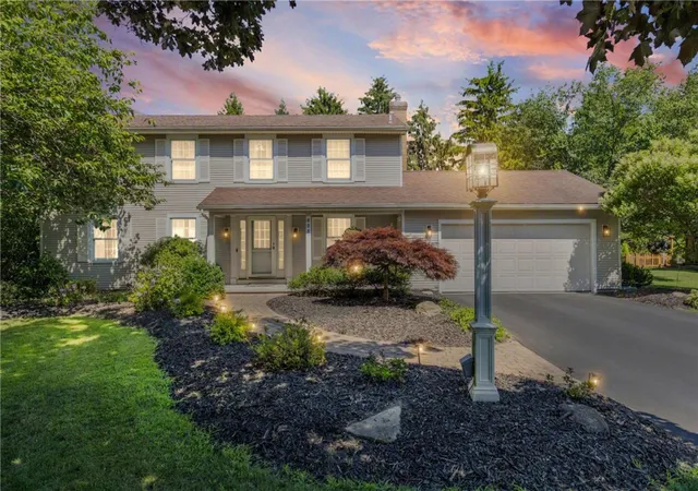Photo 1 of Sale Pending at 606 Concord Dr, Webster, NY 14580 | MLS# R1706437 | Listing updated on 2026-08-27