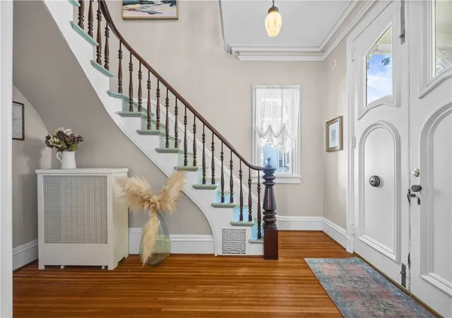 Photo 4 of Sale Pending at 24 Monroe St, Honeoye Falls, NY 14472 | MLS# R1703754 | Listing updated on 2026-08-26