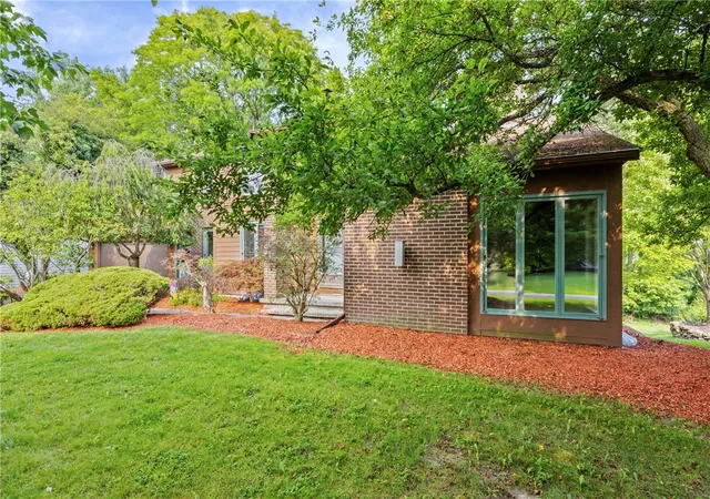 Photo 3 of Sale Pending at 32 Framingham Ln, Pittsford, NY 14534 | MLS# R1707098 | Listing updated on 2026-08-21