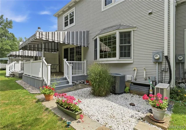 Photo 3 of Sale Pending at 181 Bridle Path, Orchard Park, NY 14127 | MLS# B1706596 | Listing updated on 2026-08-19