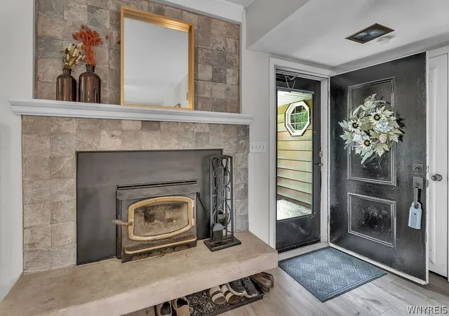 Photo 4 of Sale Pending at 4715 Clark St, Hamburg, NY 14075 | MLS# B1706482 | Listing updated on 2026-08-19