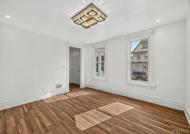 Photo 3 of Single family home for sale at 212 Chester St, Buffalo, NY 14208 | MLS# B1706894 | Listing updated on 2026-08-14