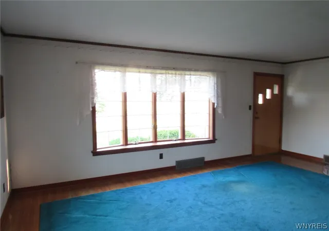 Photo 3 of Sale Pending at 3996 Upper Mountain Rd, Sanborn, NY 14132 | MLS# B1707050 | Listing updated on 2026-08-19
