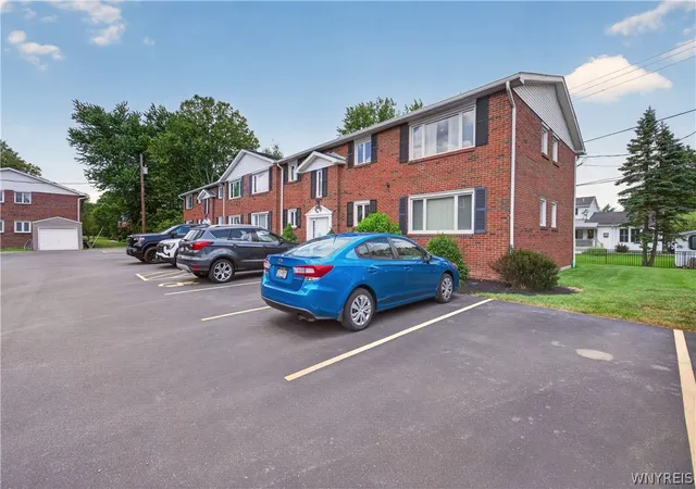 Photo 1 of Sale Pending at 1051 Reserve Rd #5, Buffalo, NY 14224 | MLS# B1703681 | Listing updated on 2026-09-02