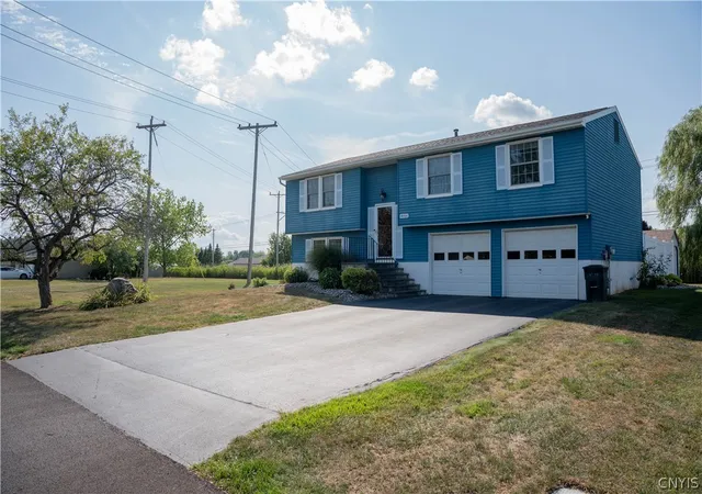 Photo 2 of Sale Pending at 4956 Blacksmith, Liverpool, NY 13088 | MLS# S1707158 | Listing updated on 2026-09-02