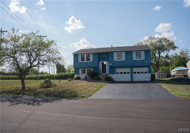 Photo 3 of Sale Pending at 4956 Blacksmith, Liverpool, NY 13088 | MLS# S1707158 | Listing updated on 2026-09-02