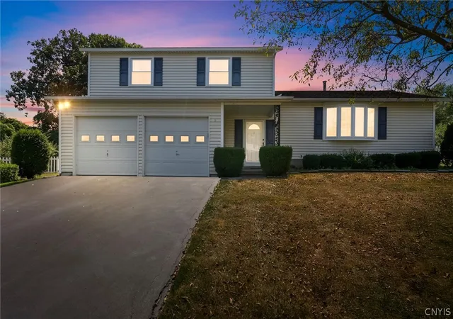 Photo 1 of Sale Pending at 6870 Crystalwood Dr, Liverpool, NY 13088 | MLS# S1706433 | Listing updated on 2026-08-24