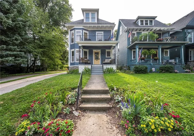 Photo 2 of Sale Pending at 219 Woodward Ave, Buffalo, NY 14214 | MLS# B1706248 | Listing updated on 2026-09-14