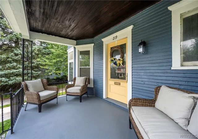Photo 3 of Sale Pending at 219 Woodward Ave, Buffalo, NY 14214 | MLS# B1706248 | Listing updated on 2026-09-14