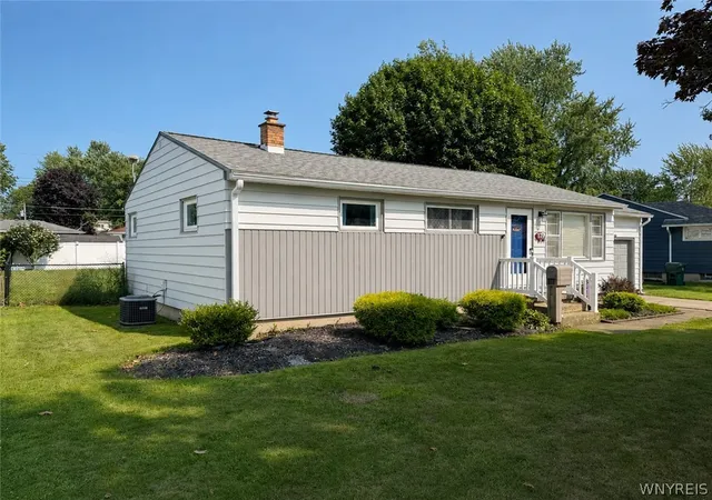 Photo 2 of Sale Pending at 179 Belmont Ct E, North Tonawanda, NY 14120 | MLS# B1707001 | Listing updated on 2026-08-27